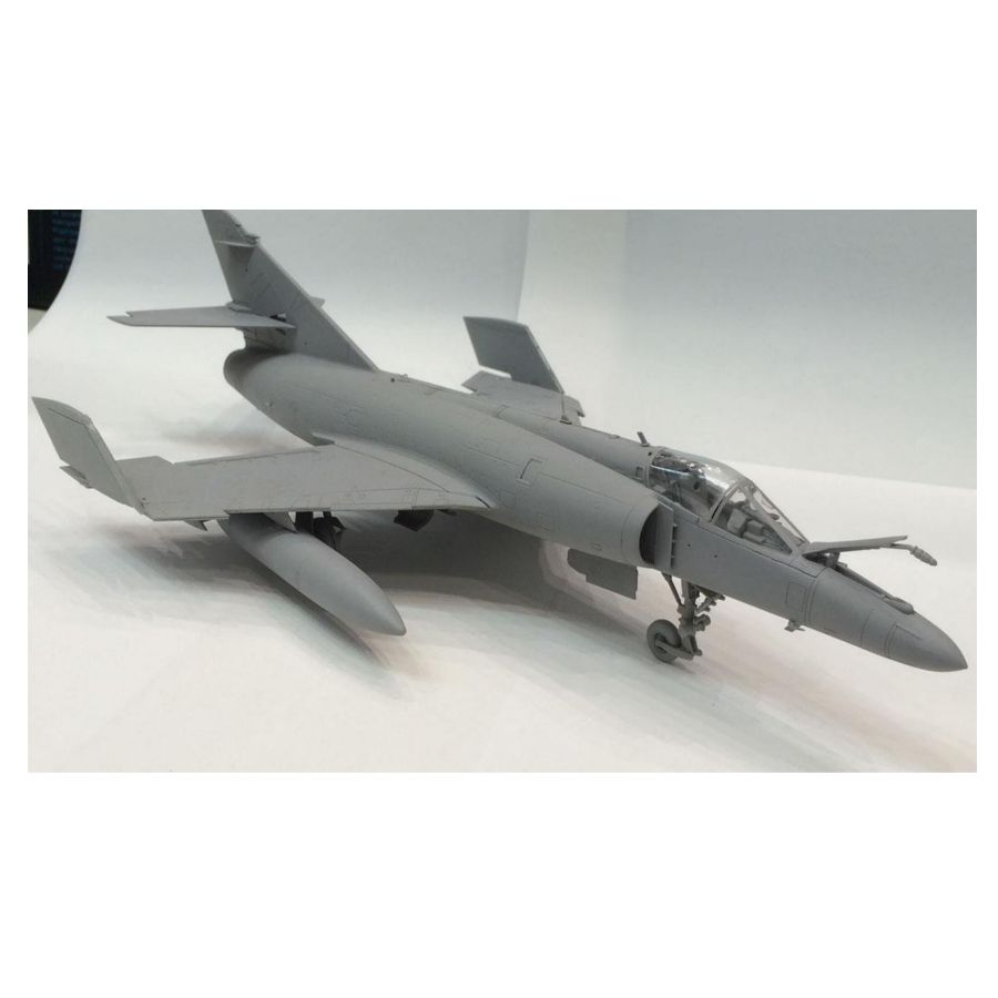 K48061 كينيتيك 1/48 سو إي سوبر - مراجعة Model Kit Ww2 وسعره