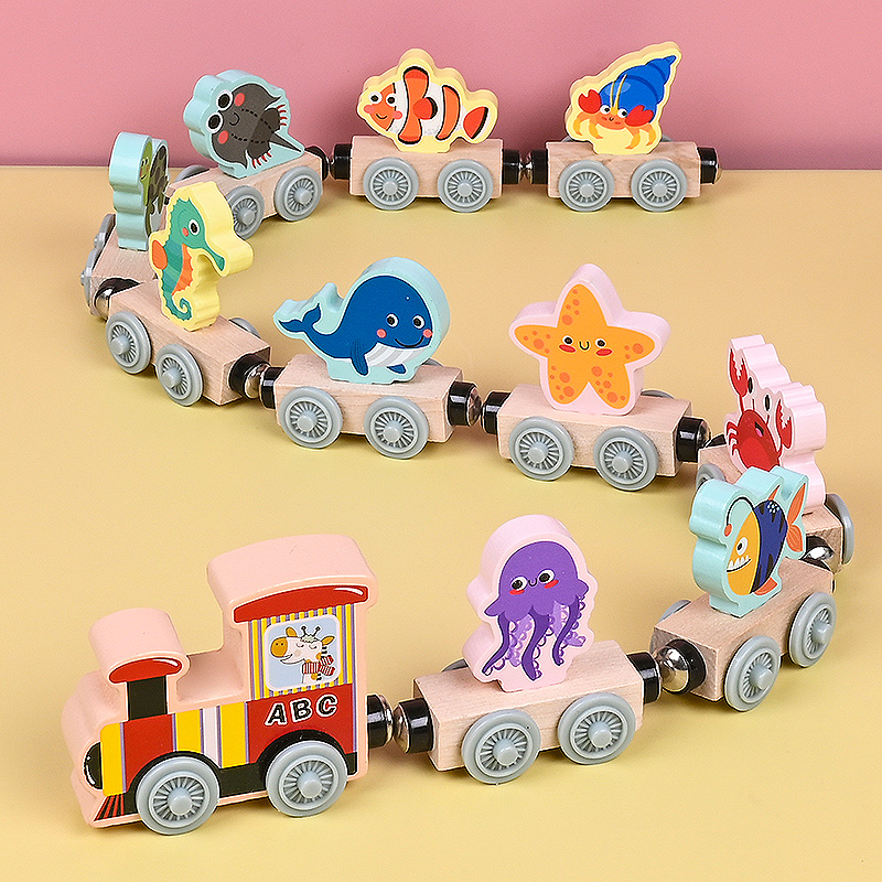 ألعاب قطار صغير خشبي مغناطيسي  - مراجعة Model Kit Train وسعره