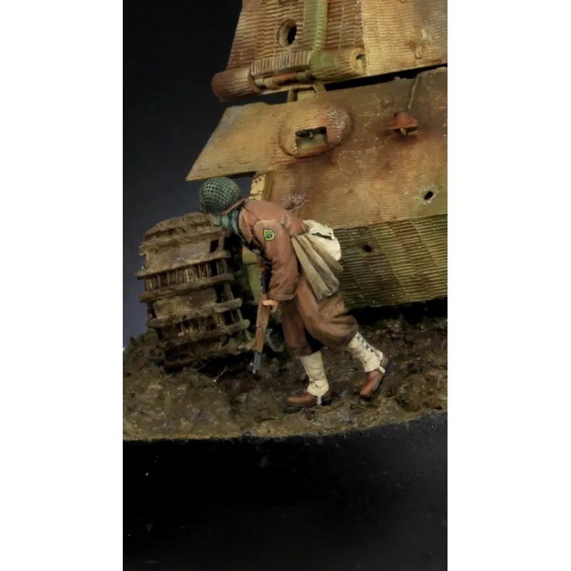 1/35 مقياس الراتنج نموذج لجسم  - مراجعة Model Kit Ww2 وسعره